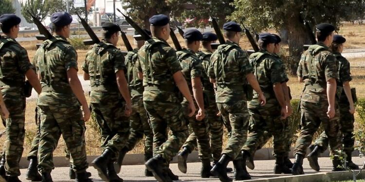 Έπεσε κεραυνός σε στρατόπεδο – Στο νοσοκομείο 4 φαντάροι με ηλεκτροπληξία