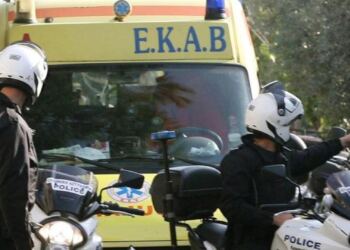 Χαλκιδική: Μετωπική σύγκρουση βαν με λεωφορείο που μετέφερε μαθητές στο σχολείο