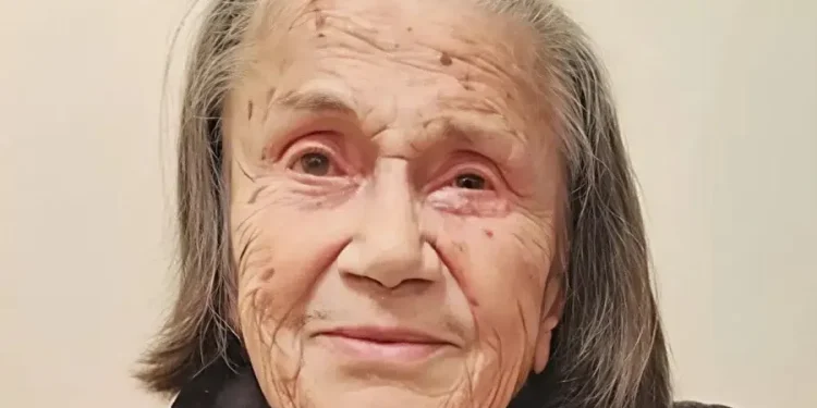 Τυφλή και ξεχασμένη από τους συναδέλφους της ζει τα τελευταία χρόνια η γνωστή Ελληνίδα ηθοποιός