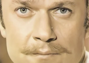 Η ανακοπή καρδιάς όταν οδηγούσε τα 20 φάρμακα την ημέρα και η εγκατάλειψη από τους συναδέλφους του