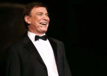 Πέθανε ο Γιώργος Μαρίνος