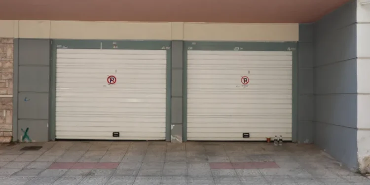 «Έχασα το κορίτσι μου» έλεγε ουρλιάζοντας η μητέρα της 24χρονης – Τους εντόπισε στο γκαράζ ο πατέρας του 28χρονου