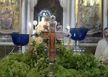 Αυστηρή νηστεία αύριο, ισάξια με εκείνη της Μεγάλης Παρασκευής